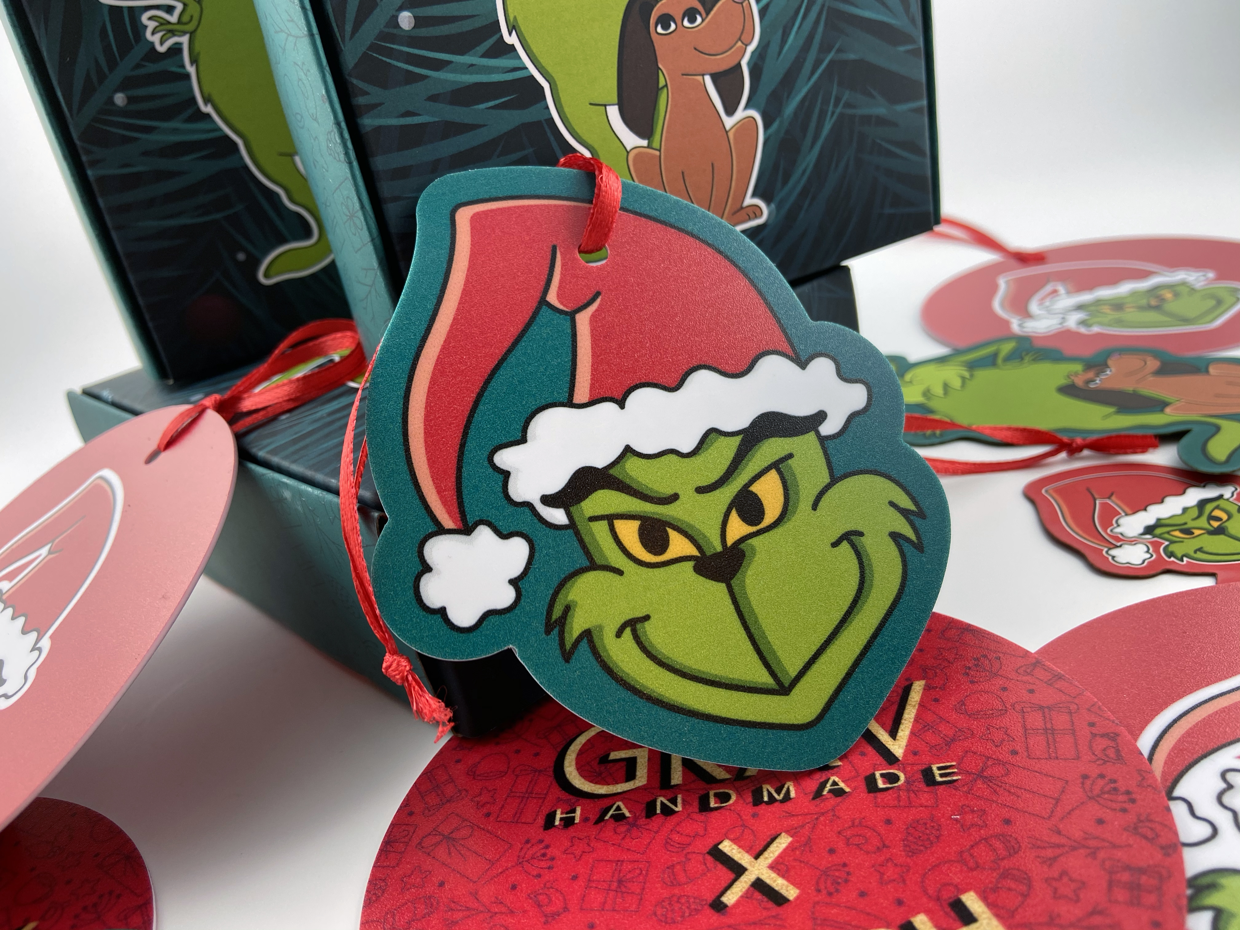 Grav Handmade X Grinch